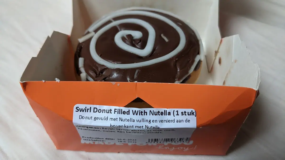 Doughnut Shop bakes